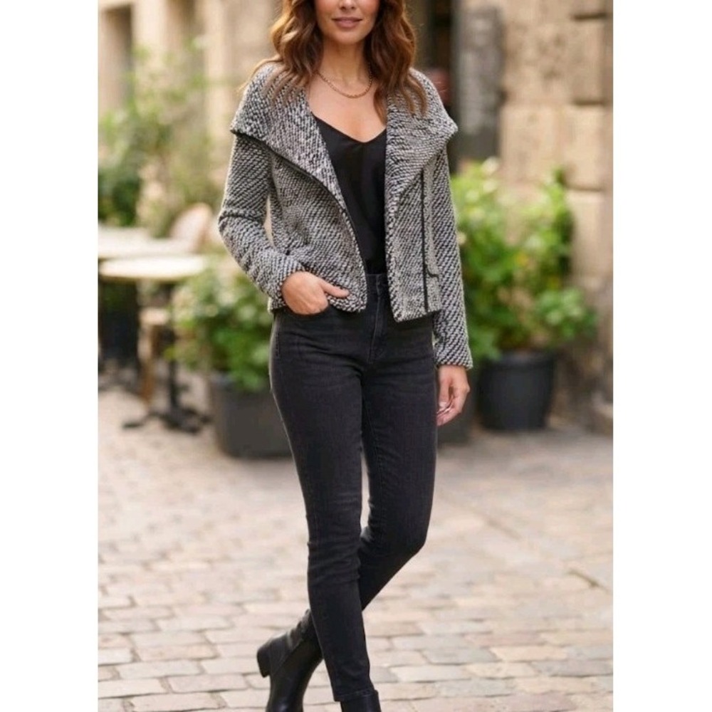 BLANKNYC Black White Boucle Tweed Moto Jacket Asymmetrical Zip Open...